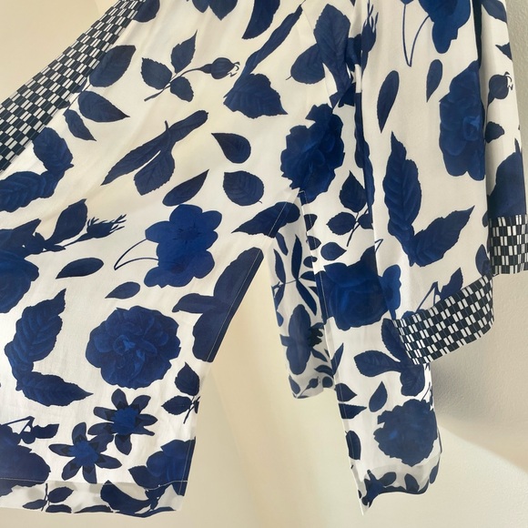 •CAbi• Blue & white botanical open front kimono - Picture 5 of 8
